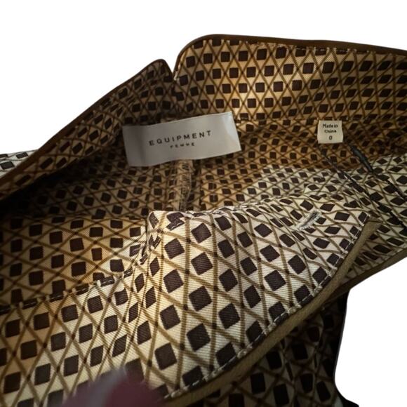 EQUIPMENT ALLETTE SILK TROUSER IN BUFF MULTI, Size 0, New with Tag MSRP $350 - Picture 8 of 11